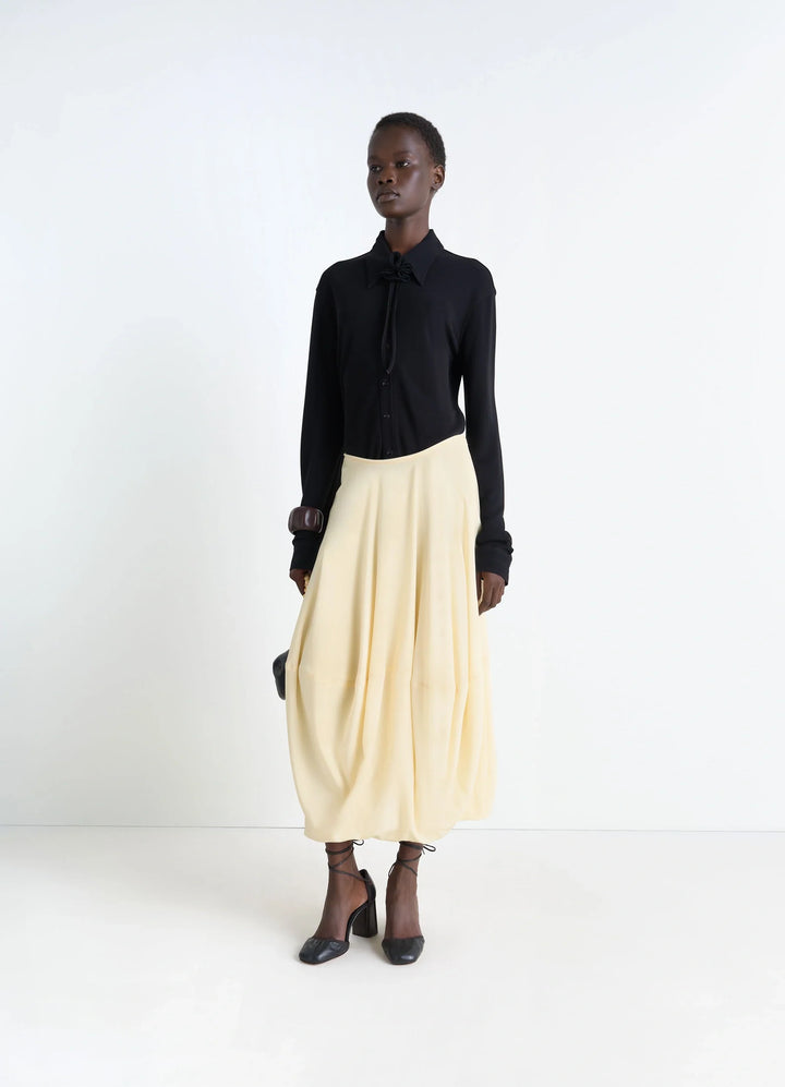 Balloon Skirt in Silk Crepe de Chine, model shot, Front view Midi flowing volume