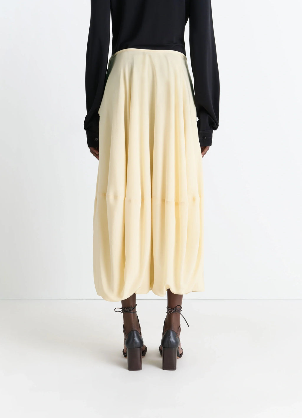 Balloon Skirt in Silk Crepe de Chine, model shot, back view gathered waist detail