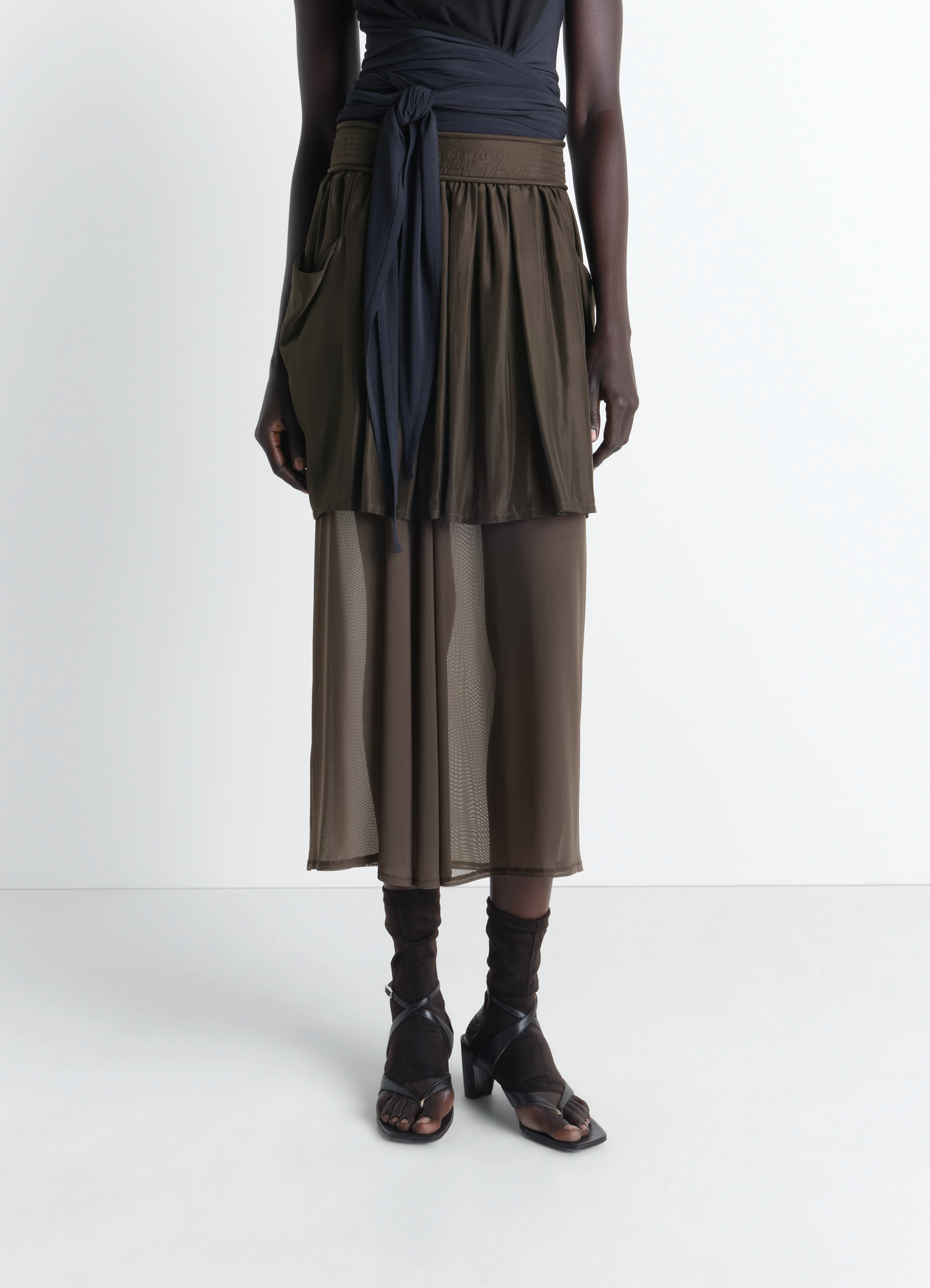 Double layer skirt in silk habotai