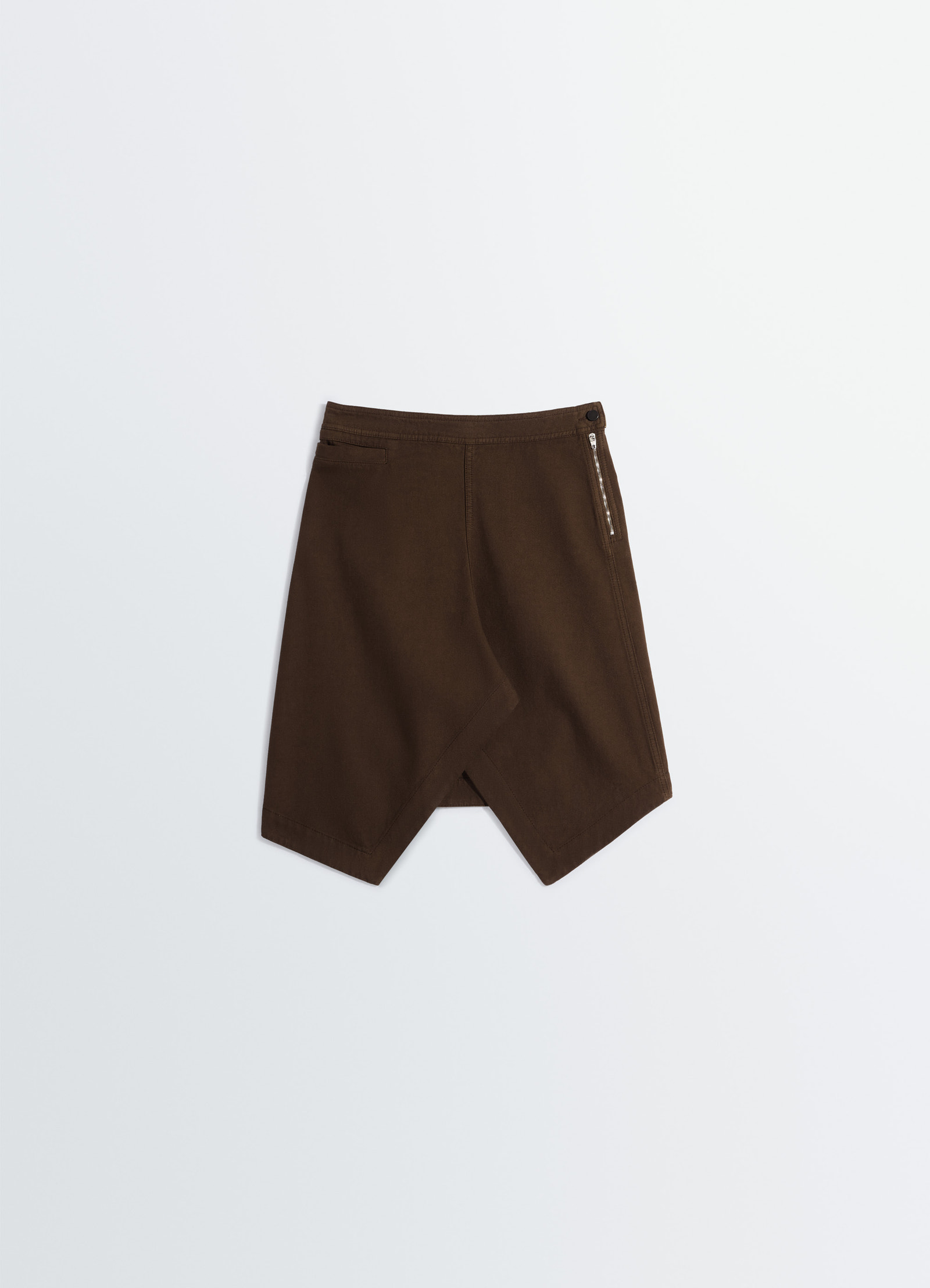 Asymmetric skirt in dyed broken twill