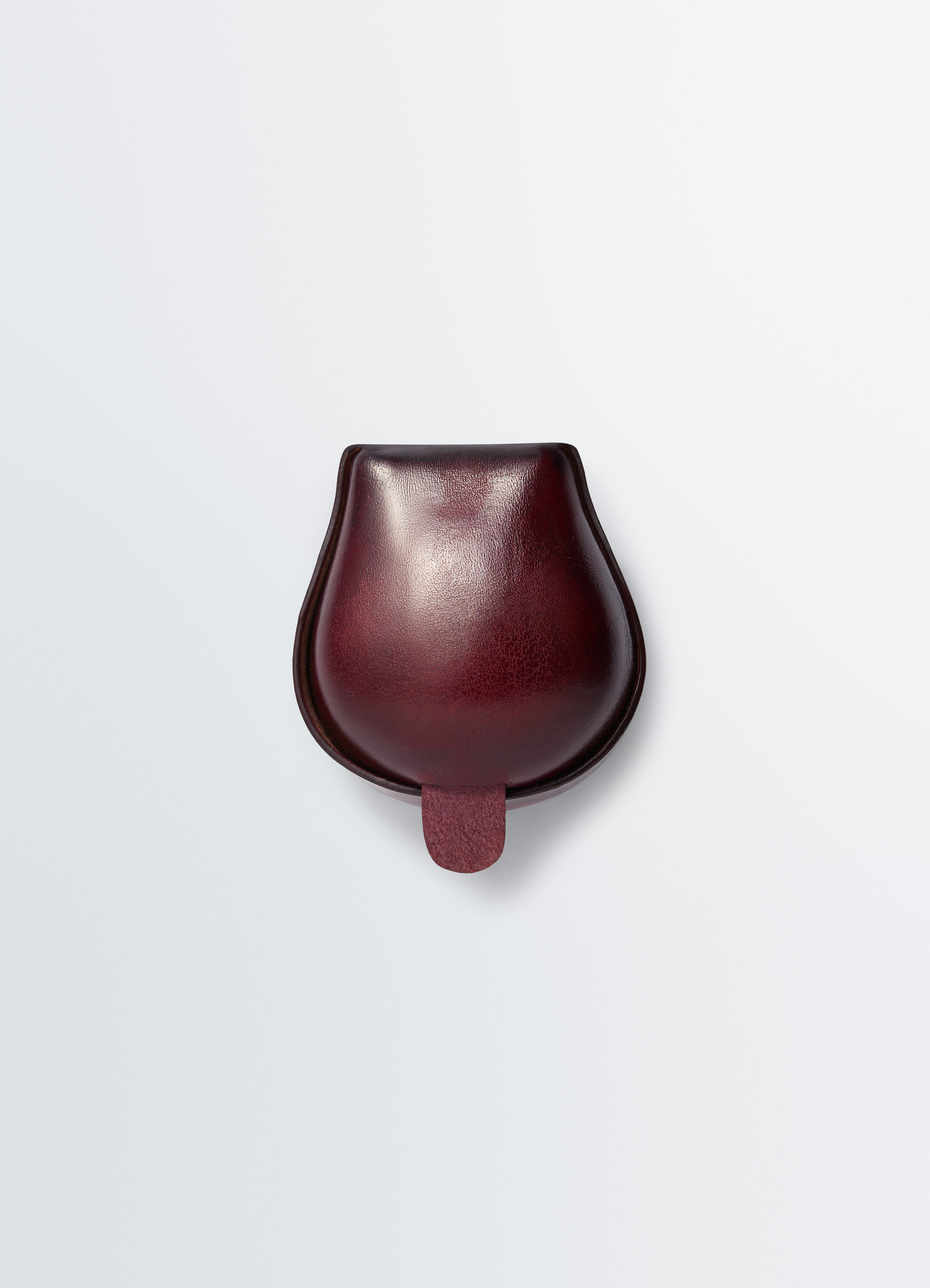 Carlos castanet coin purse in smooth patina leather, product shot, back view textured leather finish