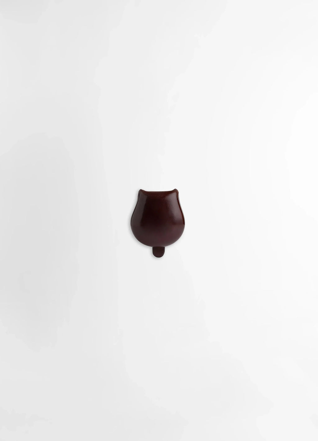 Carlos Peñafiel Castanet Coin Purse in Patina Leather, product shot, Front View Smooth Organic Shape