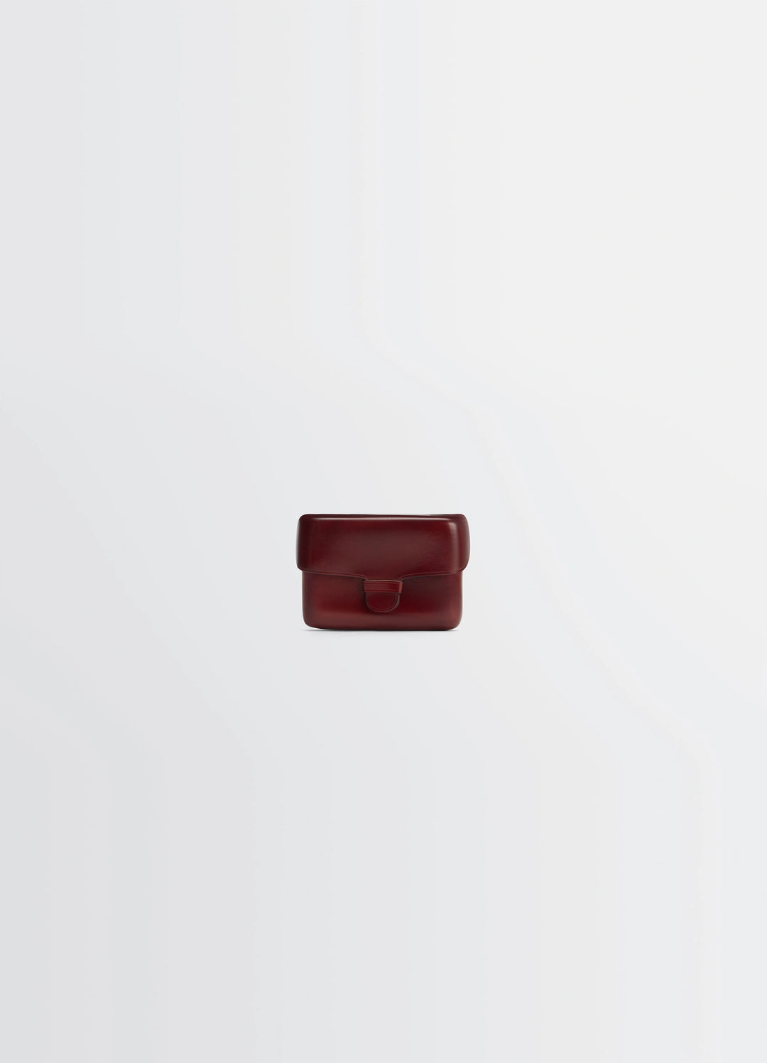 IL BUSSETTO FOR LEMAIRE CARD HOLDER in Patinated vegetable-tanned leather, product shot, Front view Compact and sleek design