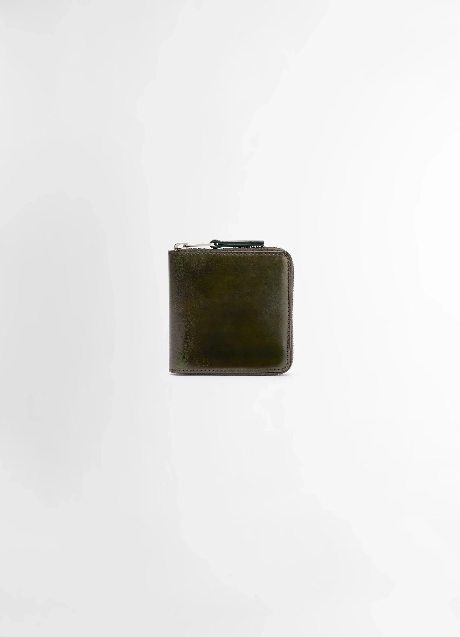 Patina zip compact bi fold in soft black leather, product shot, front view unique shine finish