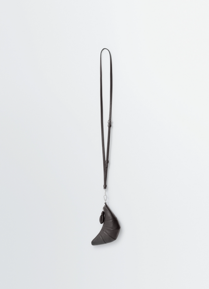 小物 Lemaire Croissant leather coin purse LEMAIRE Croissant textured-leather coin purse | NET-A-PORTER