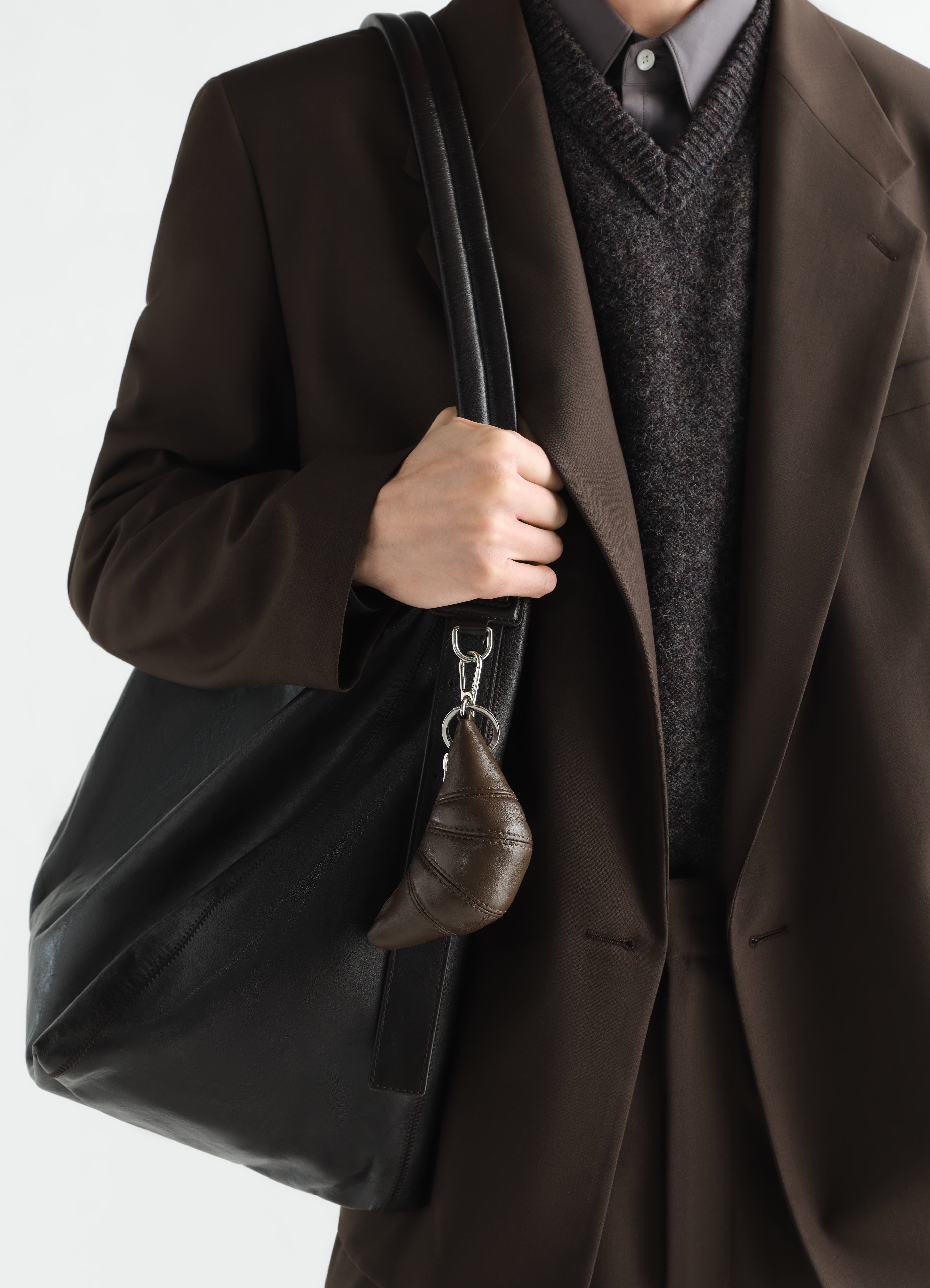 MINI CROISSANT KEYRING IN LEATHER - Otter - Soft Nappa Leather
