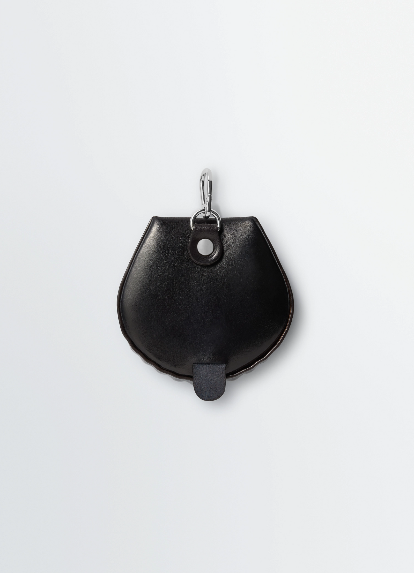 Carlos shell key ring in leather, product shot, back view smooth texture