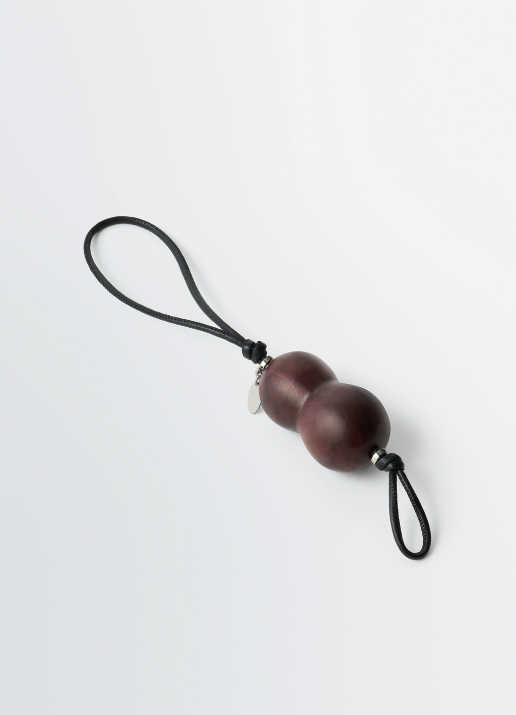 レザーのピーナッツヒールチャーム