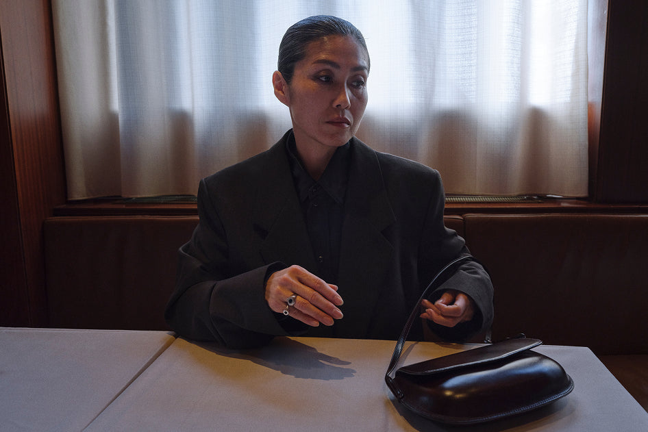 Black leather handbag in Black leather, Front view Minimal design