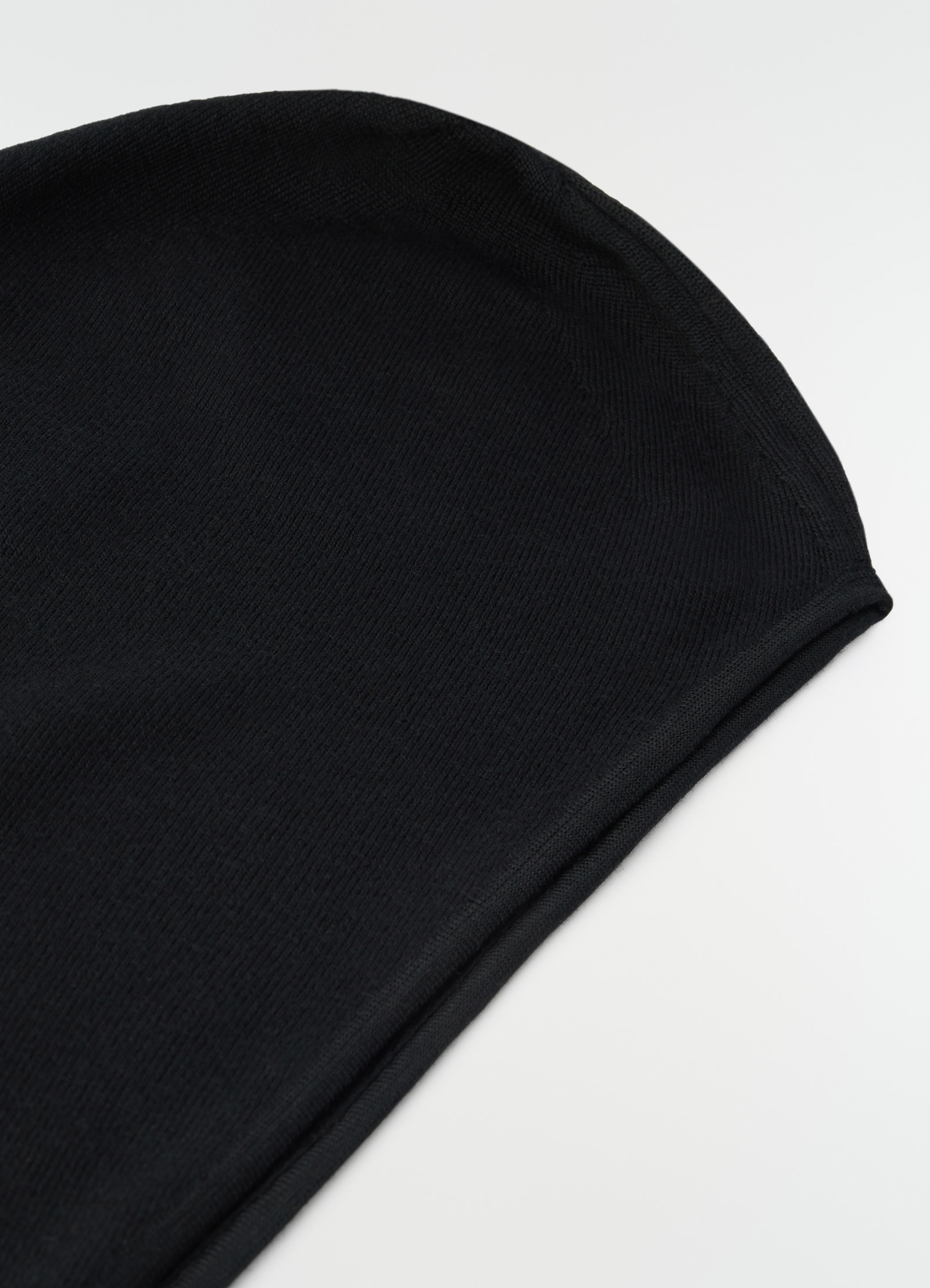 Head scarf in fine wool