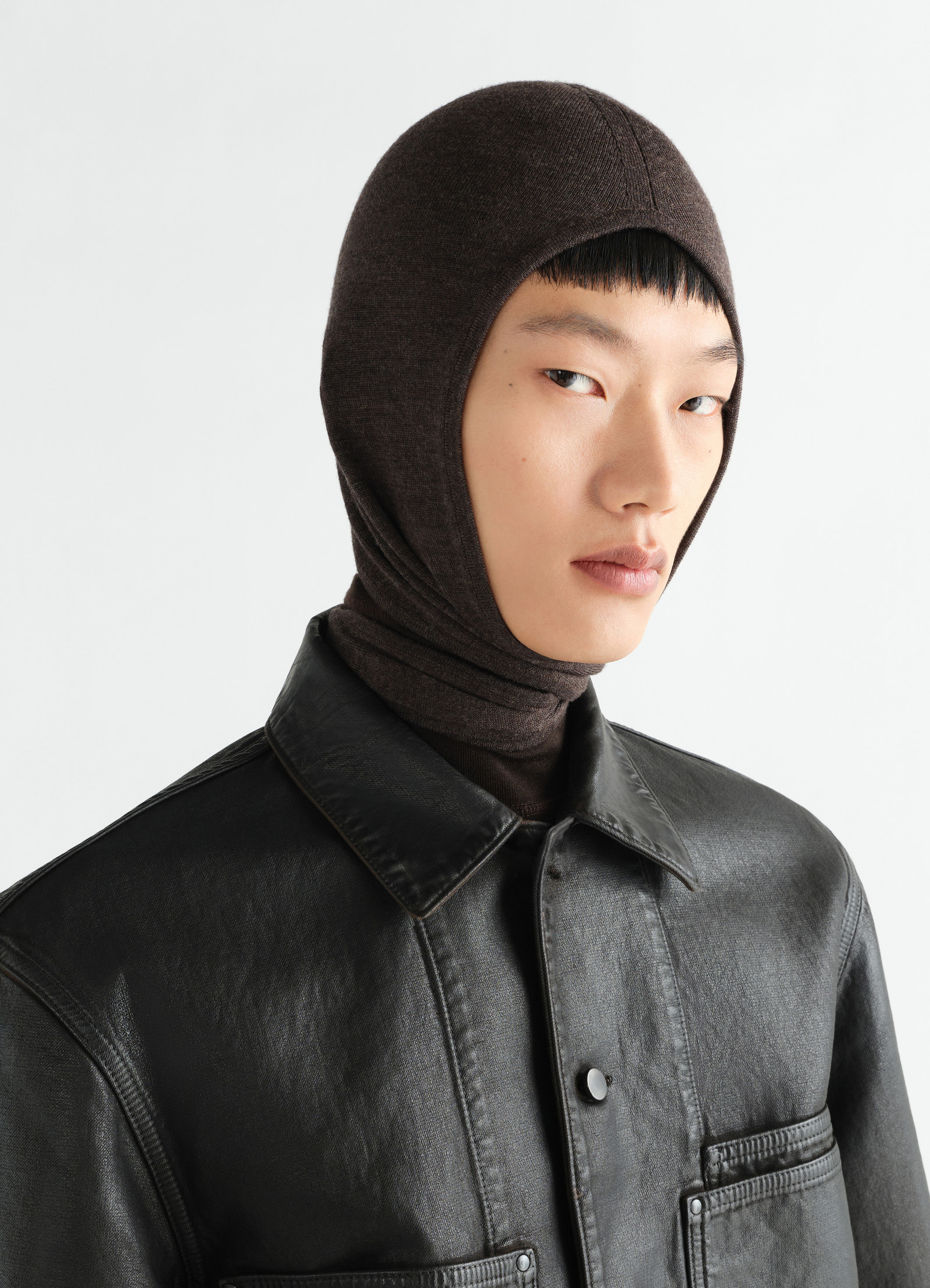 Head scarf in fine wool