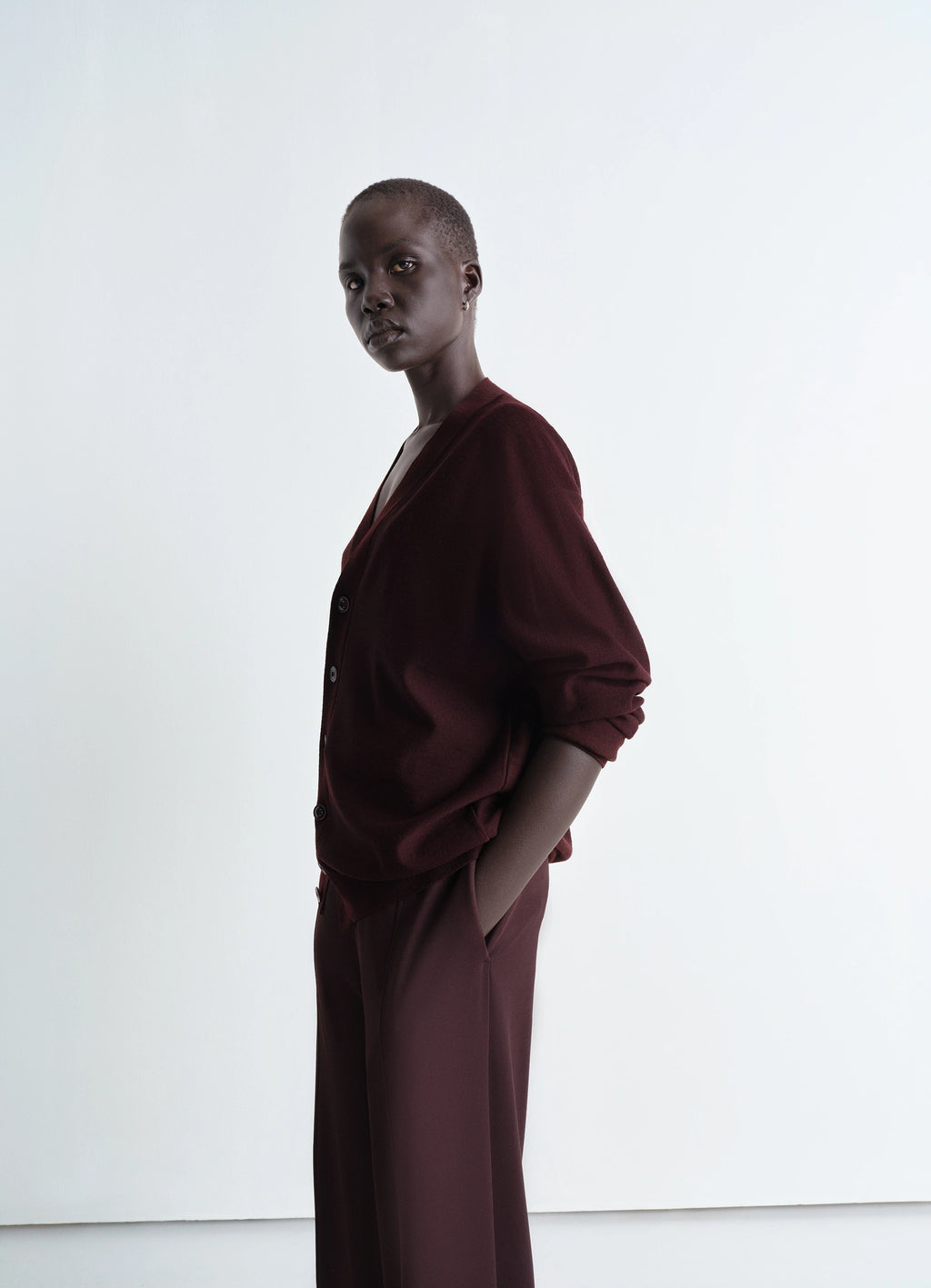 릴랙스드 트위스트 가디건