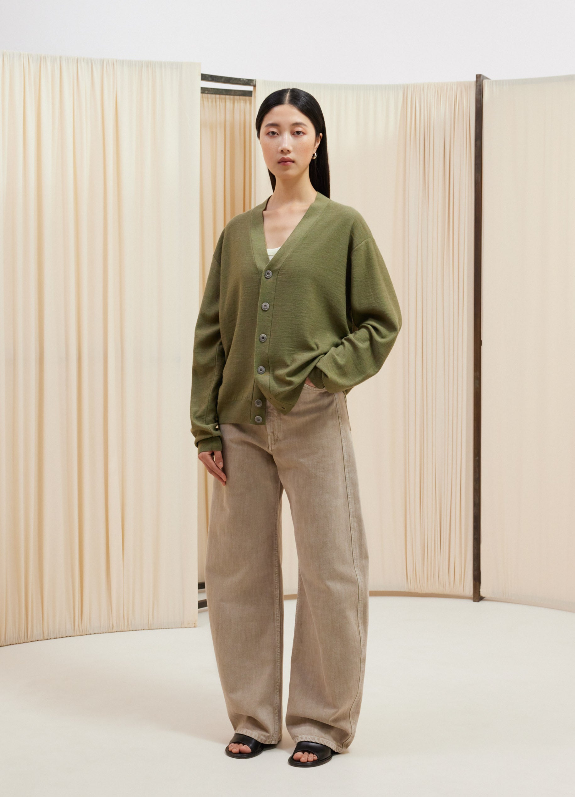 르메르 Lemaire RELAXED TWISTED CARDIGAN,LIGHT OLIVE