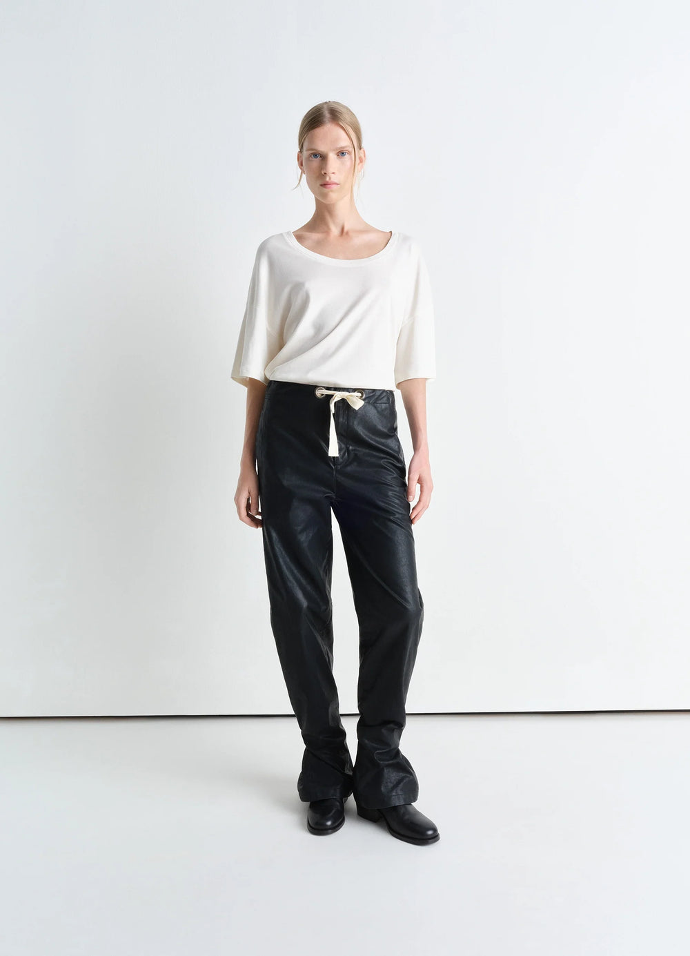 Lemaire Rib Collar T-Shirt in Mid-weight Cotton Jersey, model shot, full body view half sleeve, relaxed fit