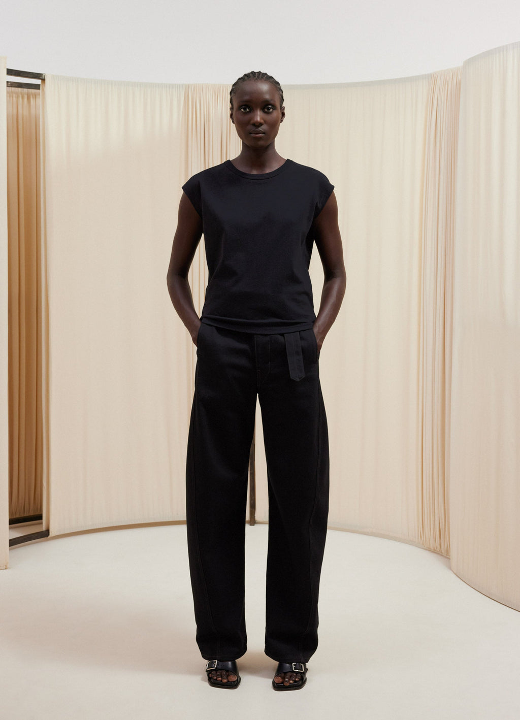 キャップスリーブ Tシャツ