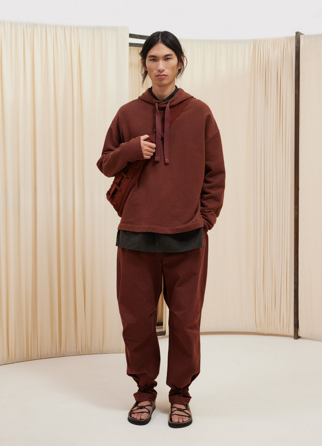 ミニマル フーディー