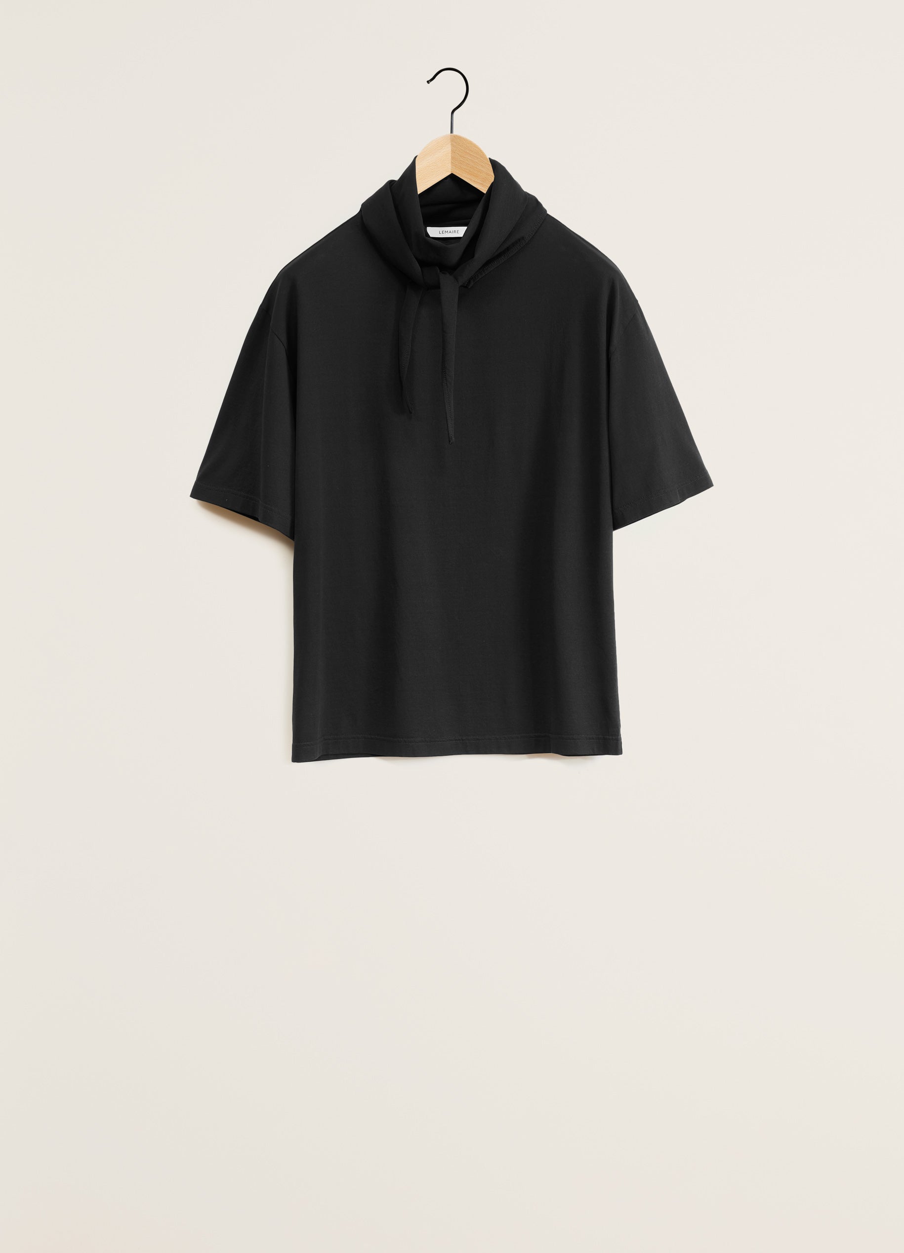 T-Shirt with Scarf in Black - LEMAIRE