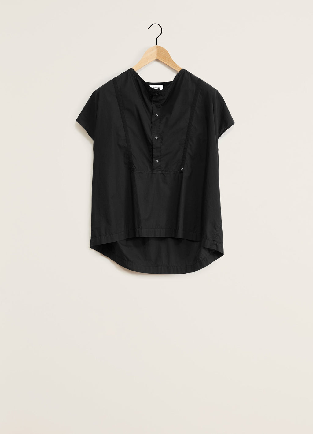スナップボタン付きキャップスリーブトップス