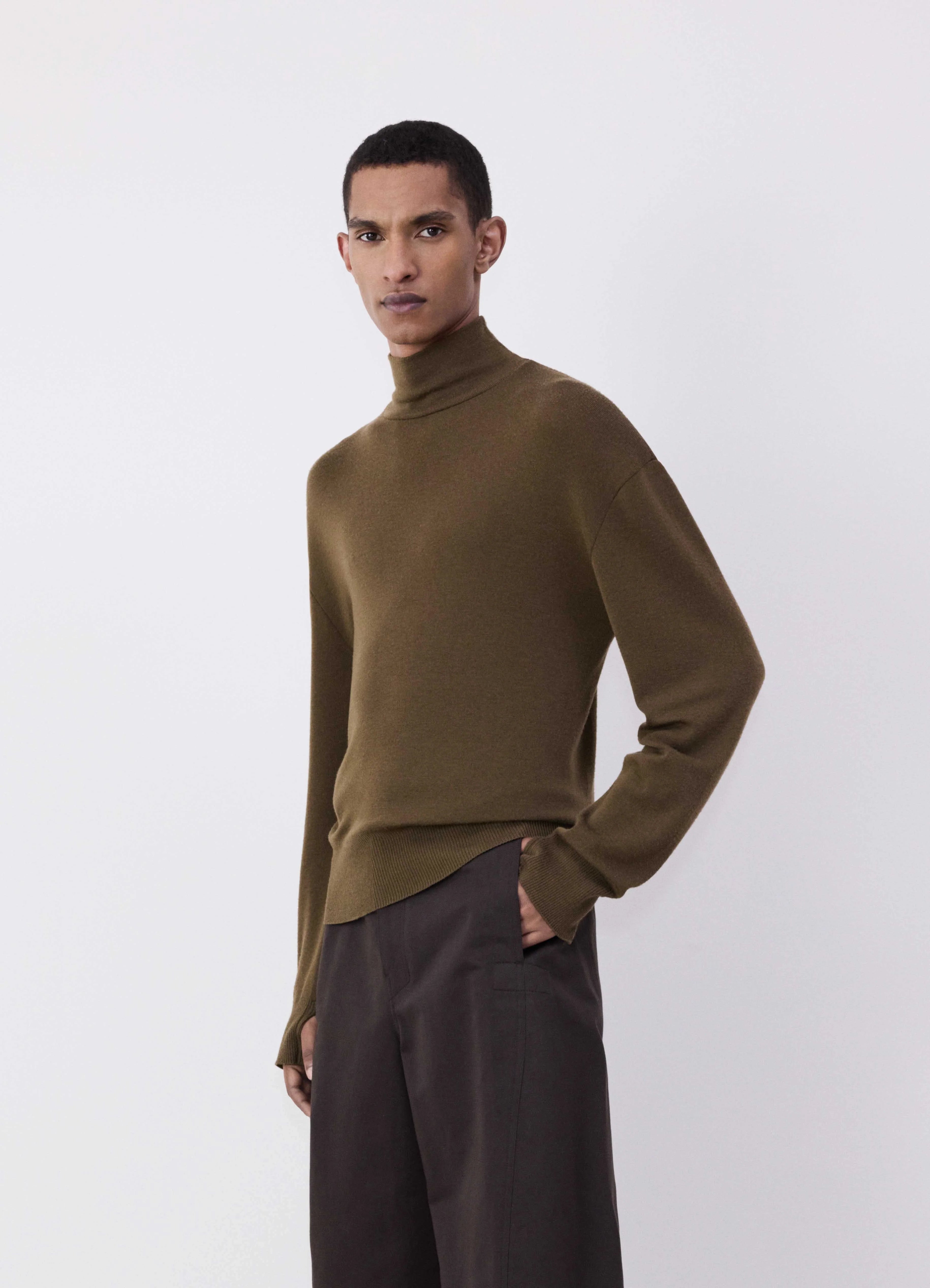 Havana Seamless Turtle Neck Top LEMAIRE