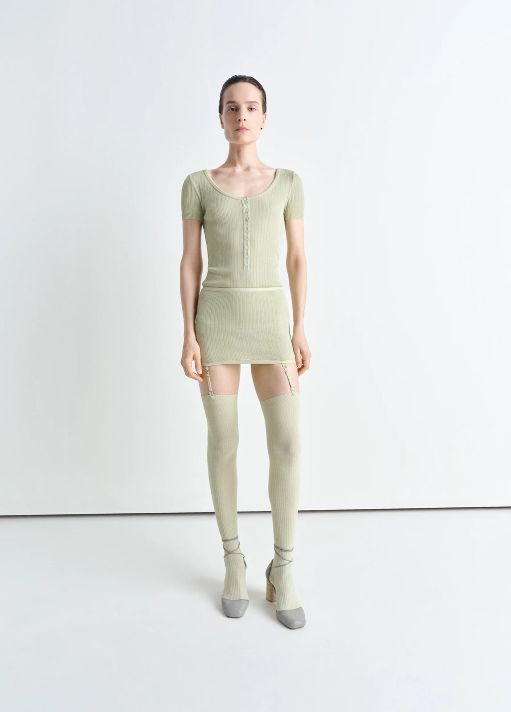 버튼 리브 바디