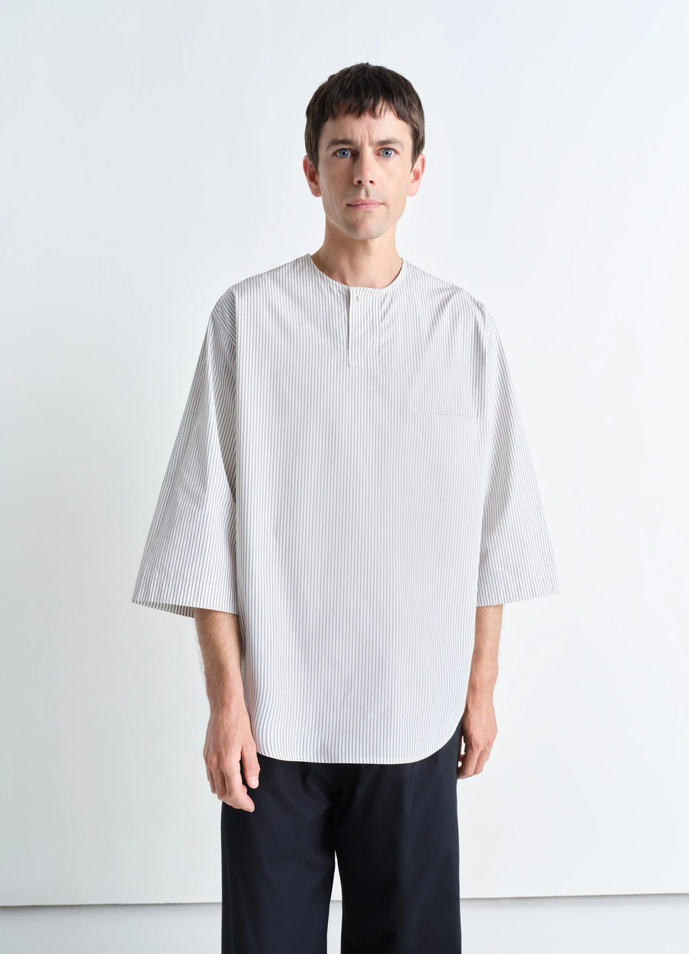 Short Sleeve Henley Top in Striped Cotton Poplin, model shot, Front view Relaxed boxy fit