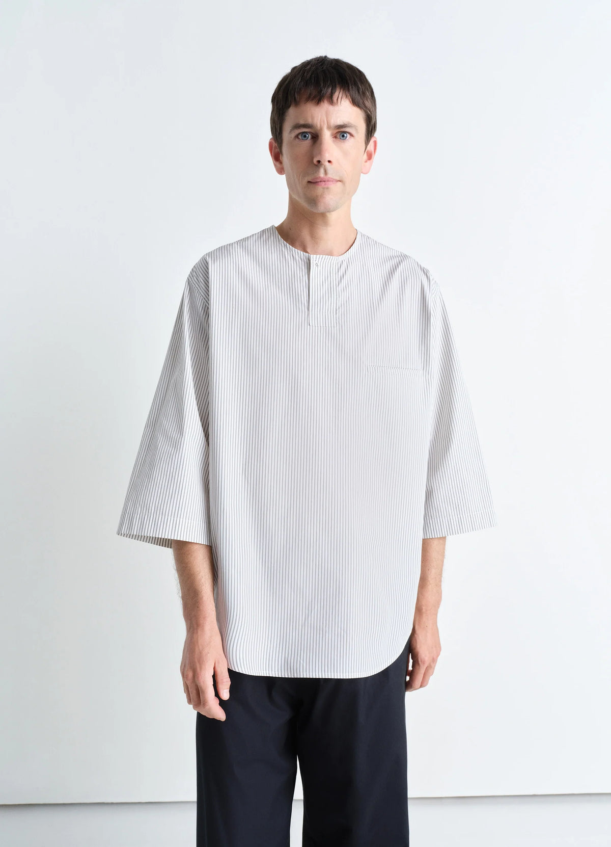 Short Sleeve Henley Top in Striped Cotton Poplin, model shot, Front view Relaxed boxy fit
