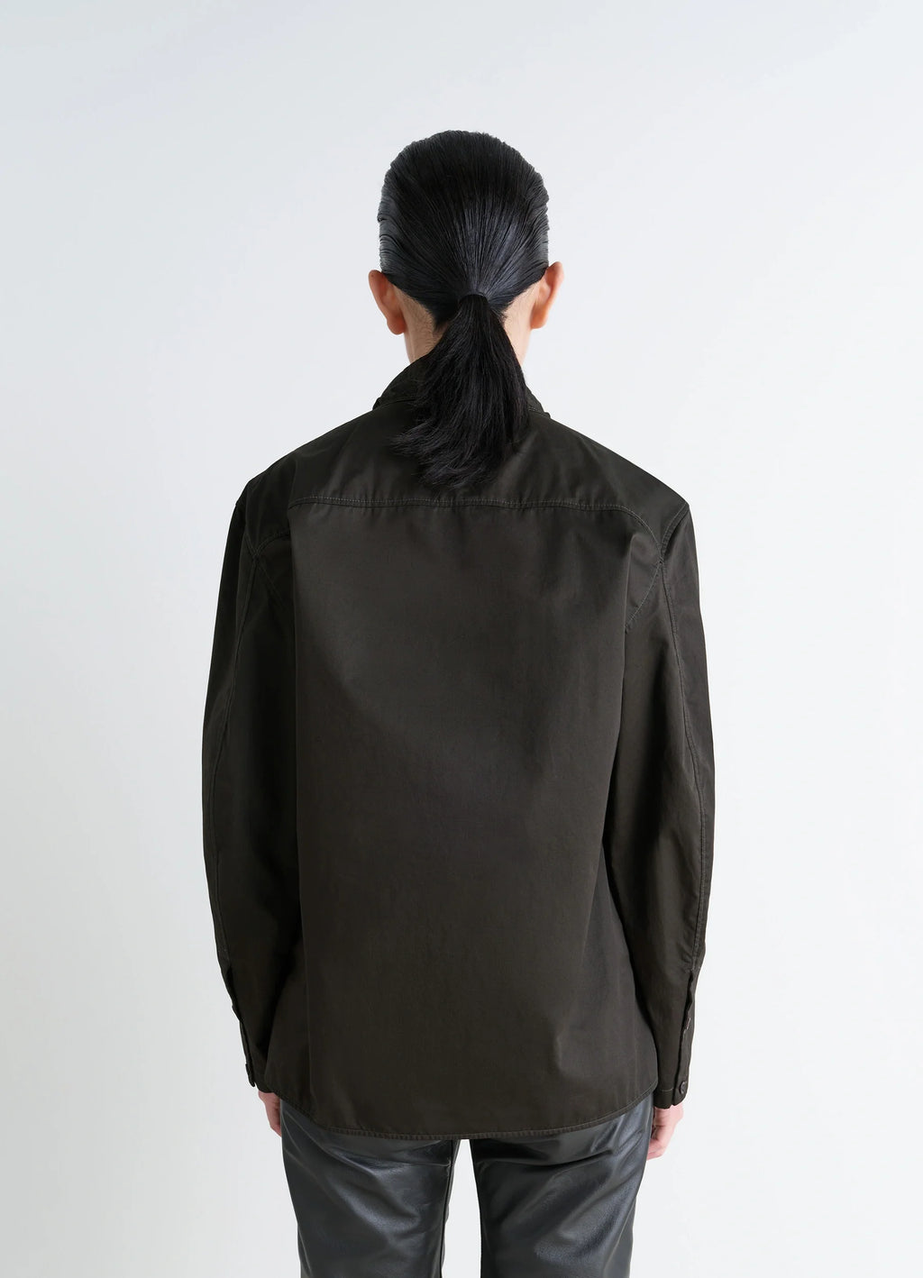 VAREUSE TOP - Lemaire in Dark Cotton Satin, model shot, back view long sleeves, relaxed cut
