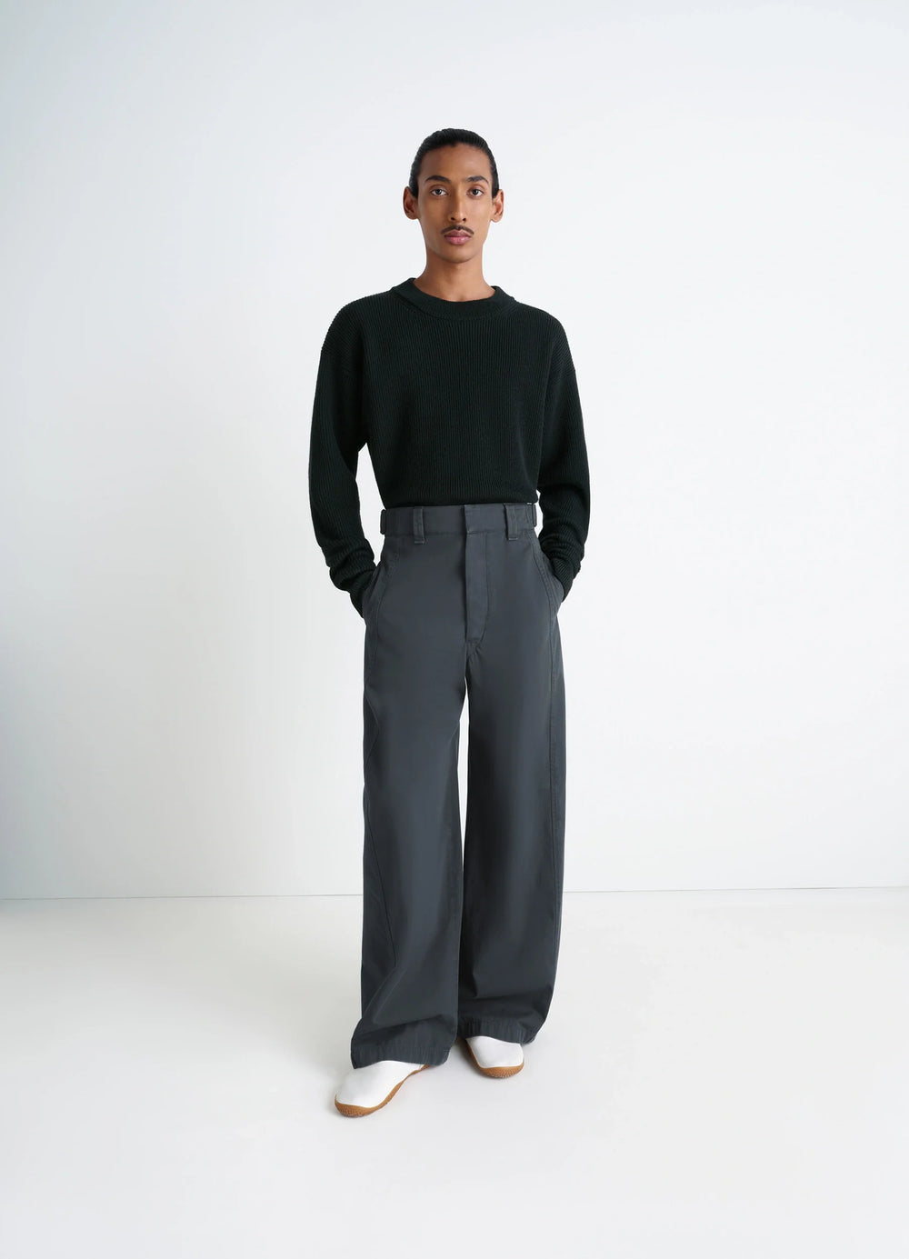 Boxy Round Neck Sweater in Ribbed Virgin Wool, model shot, full body view ribbed texture