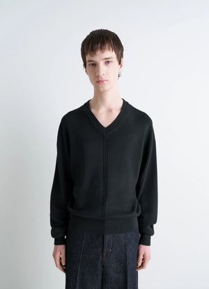 Lemaire V Neck Sweater in Blended Merino Wool in Black, model shot, Front view Relaxed fit