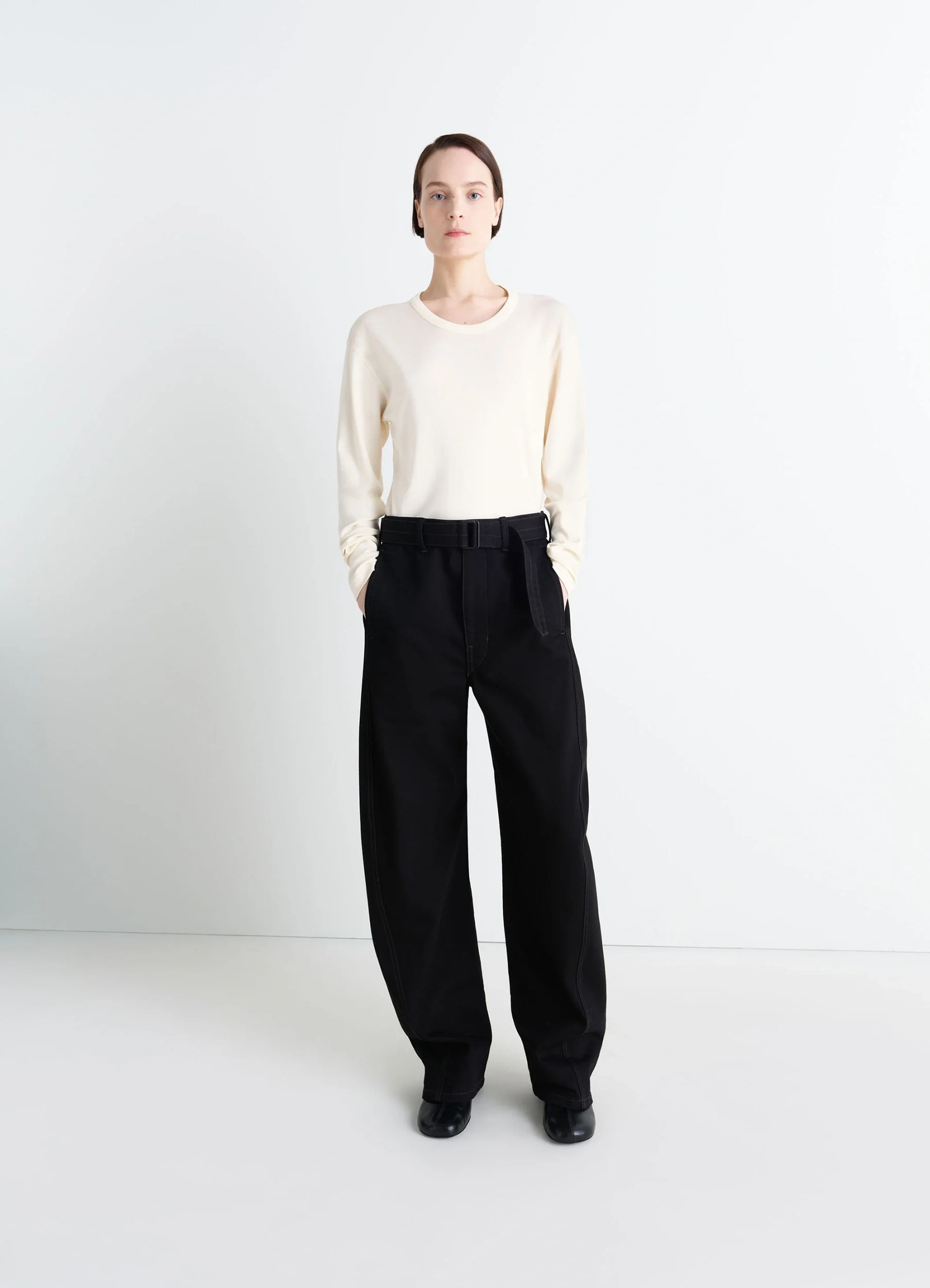 Lemaire rib long sleeve top in flowing cotton jersey, model shot, three-quarter view textured ribbing