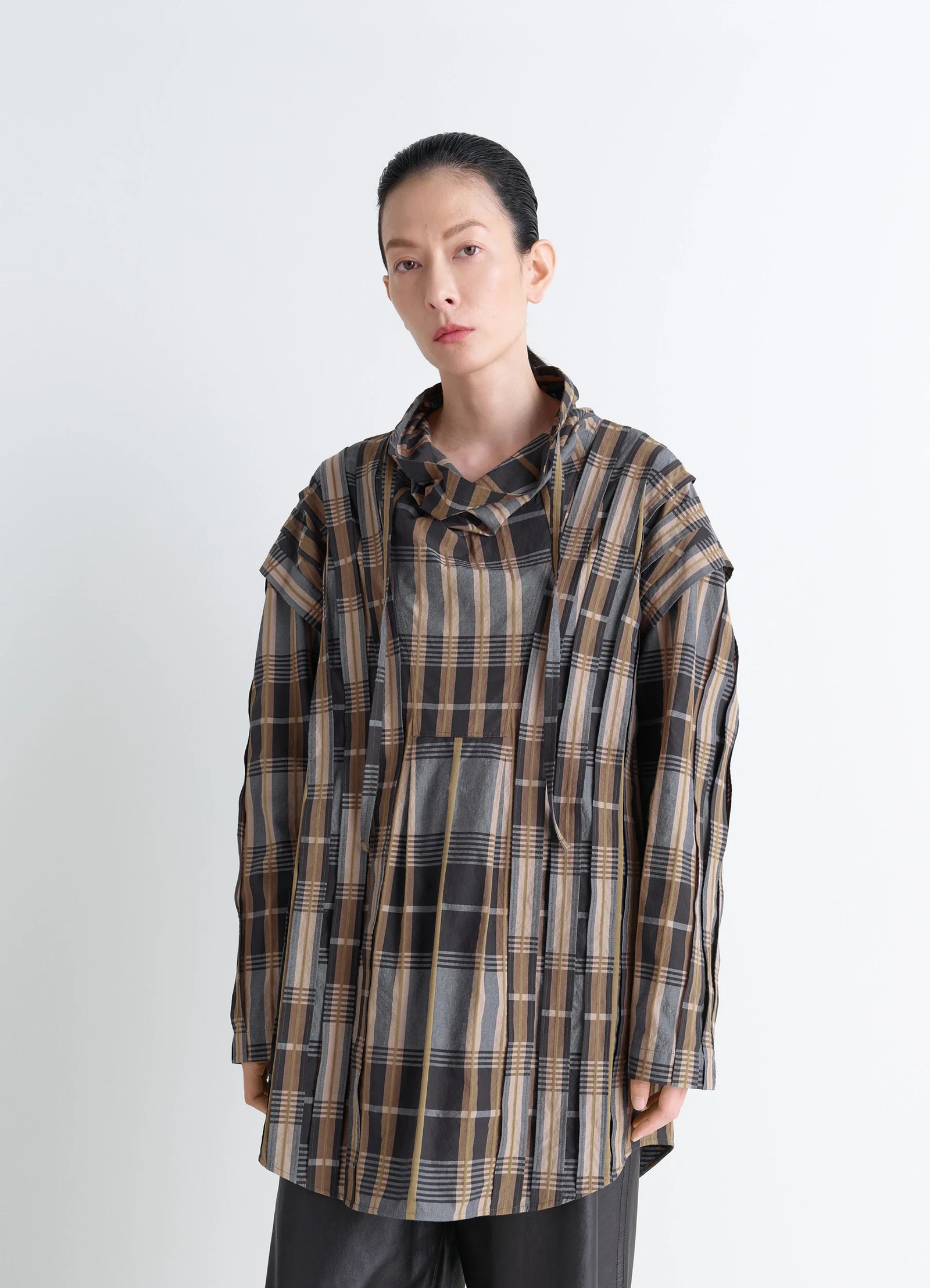 Vareuse top with straps in satin-finish cotton, model shot, front view topstitched stripes