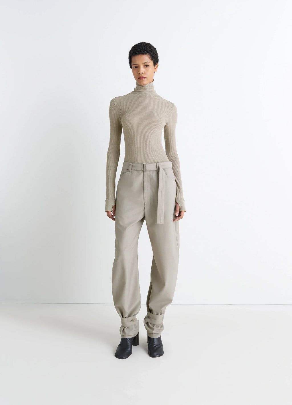 Lemaire Seamless Short Sleeves High in Heather Ribbed Merino Wool, model shot, full body front view long sleeves, high neck