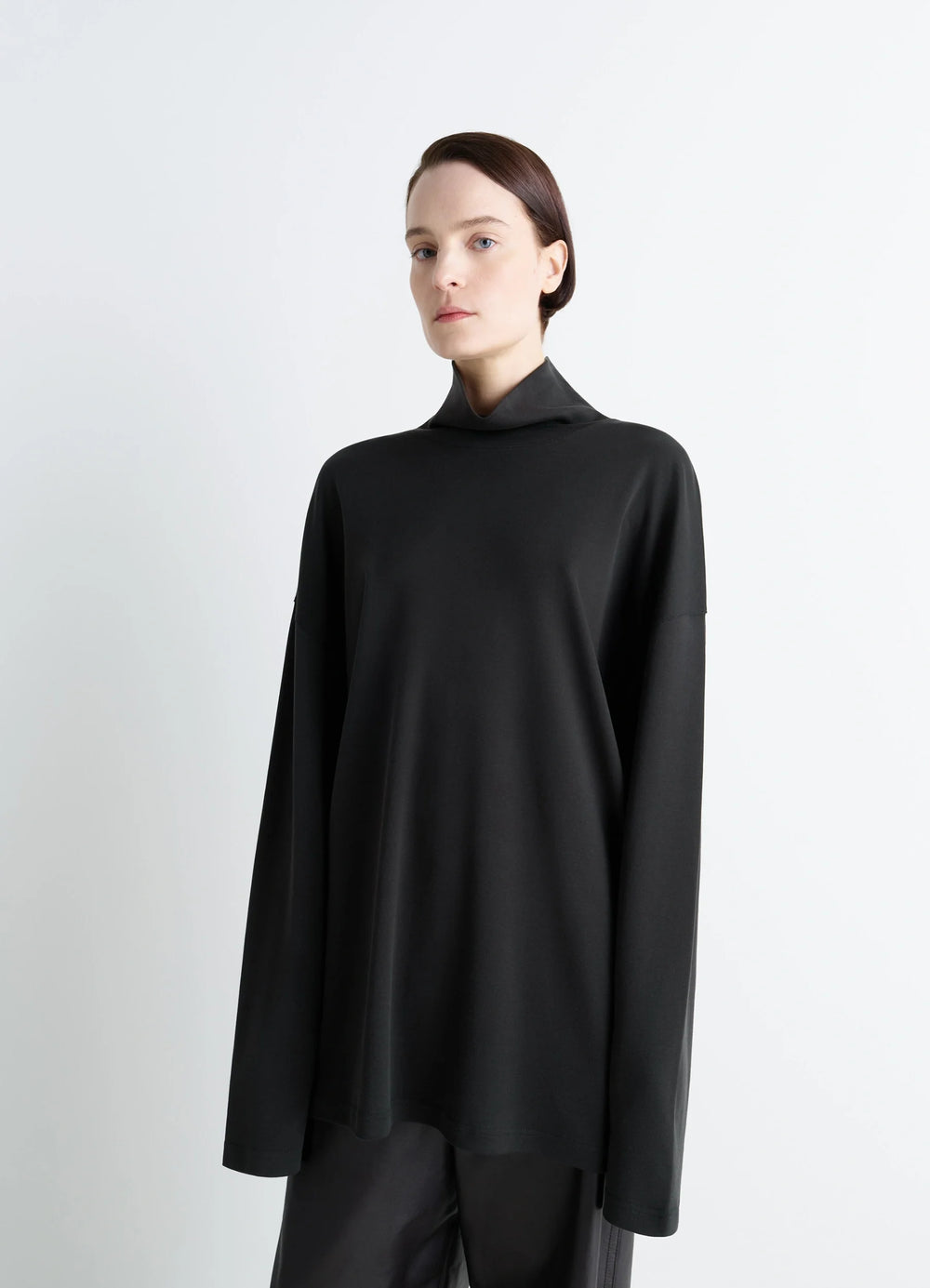 Lemaire Relaxed Mock Neck T-Shirt in Black Cotton Silk-Blend, model shot, close-up front view draped relaxed silhouette