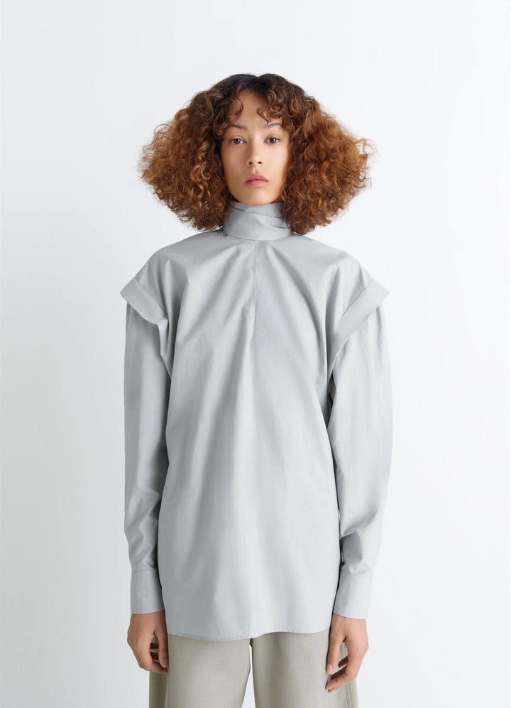 Ascot Blouse in Light Patina Washed Cotton-Silk, model shot, Front view Loose fit, high collar