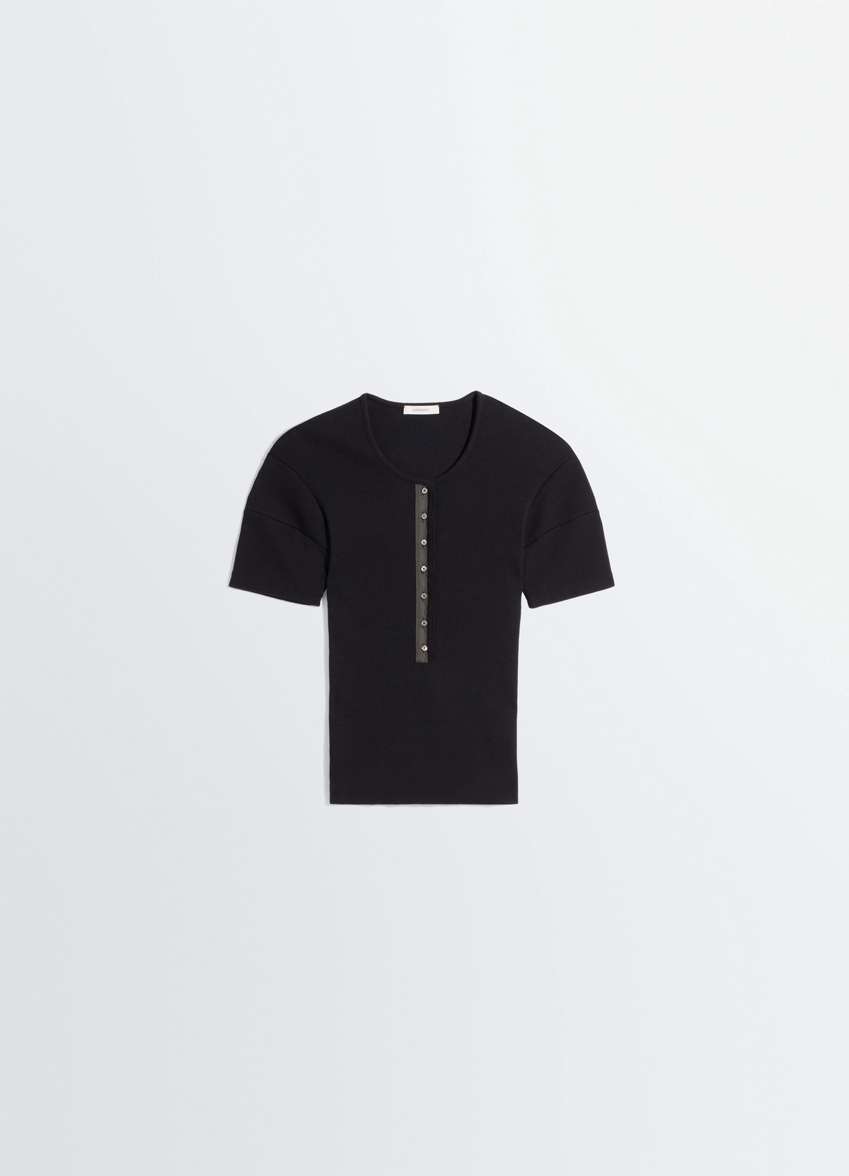 【LEMAIRE】26SS RIB HENLEY TOP IN JERSEY M FITTED HENLEY IN COTTON LINEN RIB JERSEY - Black - Cotton Linen
