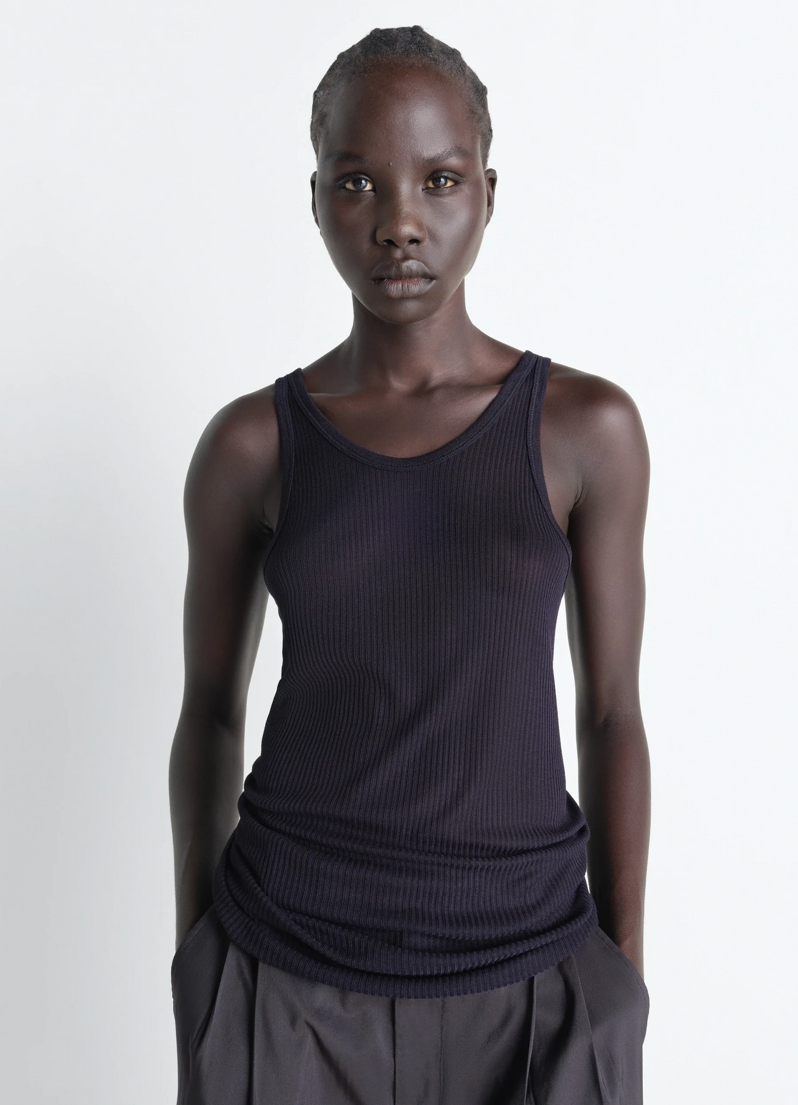 SEAMLESS TANK TOP IN VISCOSE SILK - Midnight - Viscose Silk SEAMLESS TANK TOP IN VISCOSE SILK - Midnight - Viscose Silk