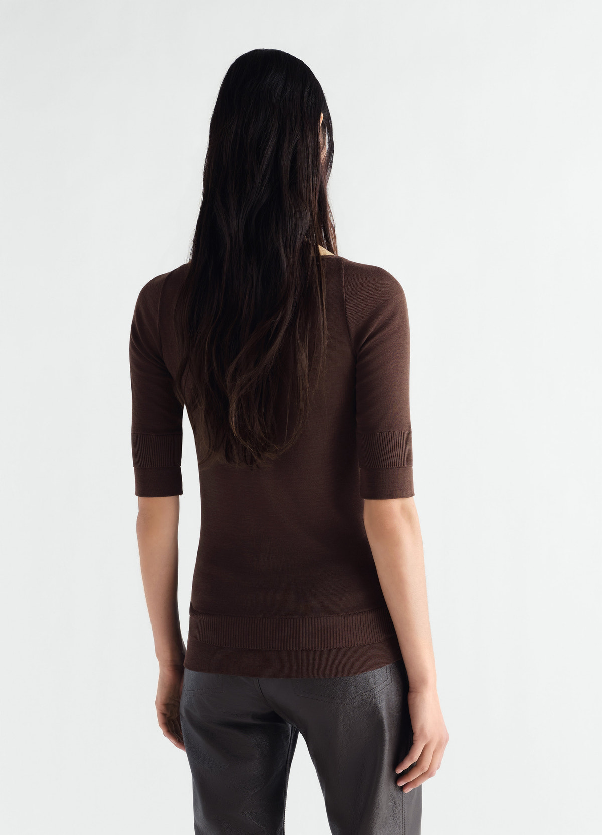 Three-quarter sleeve brown silk and viscose blend top lemaire worn by model back view
