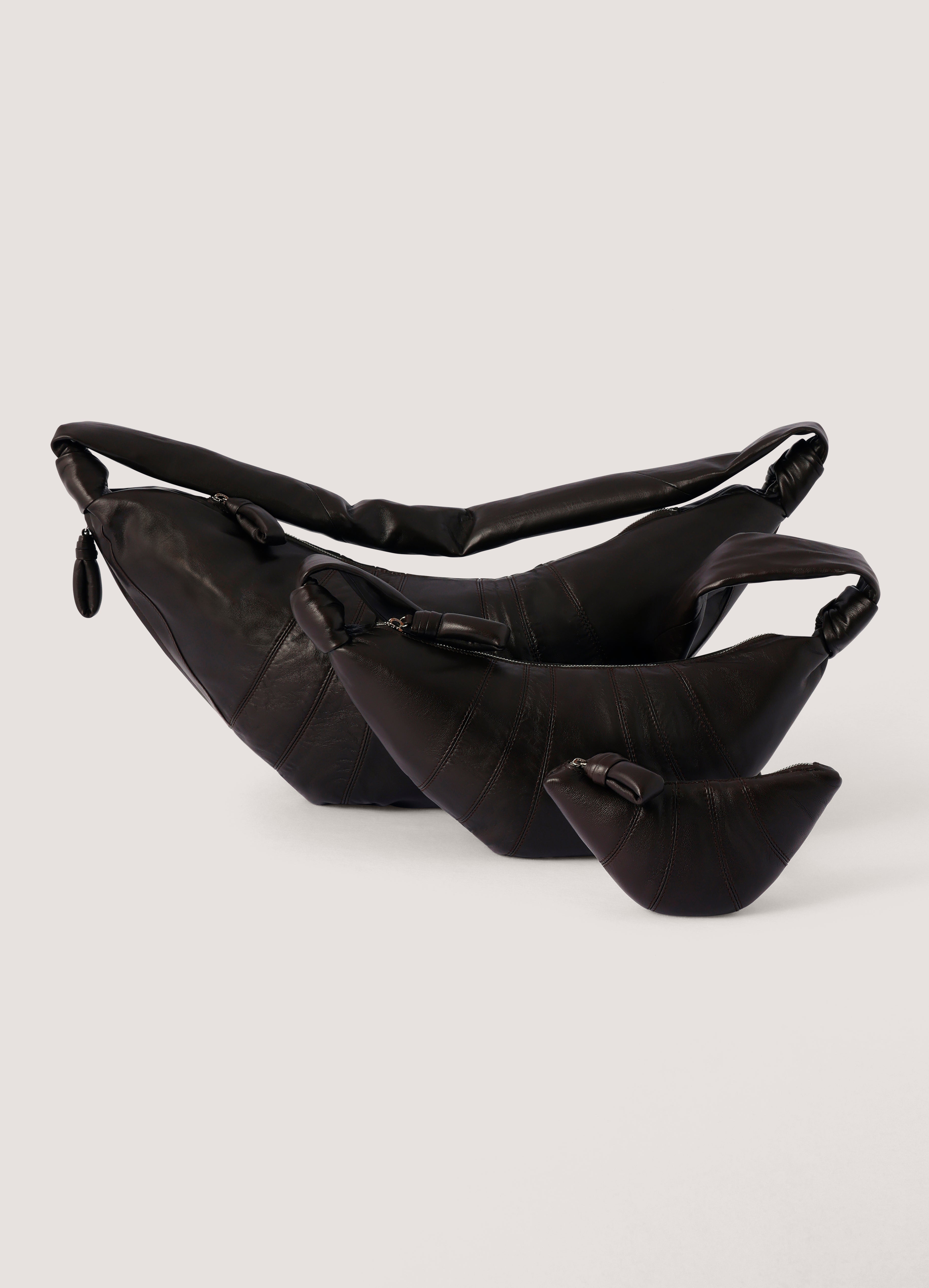 Hedge Green Croissant Coin Purse | LEMAIRE