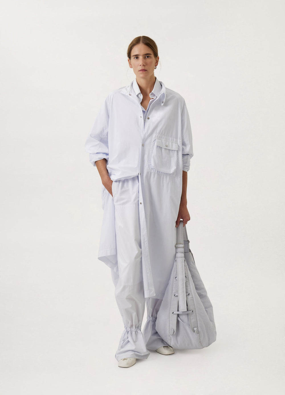 Parachute Dress in Airy Cotton, model shot, Front View Rounded Volume, Stand Collar